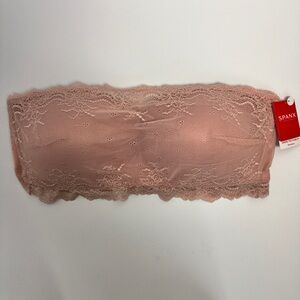 Spanx NWT Undie-Detectable Strapless Bandeau Bra